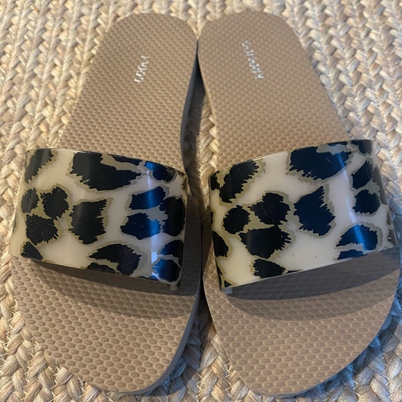 Animal Print Slide Sandals, Size 7 - Picture 2 of 3
